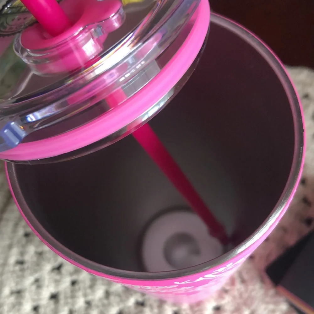 BARBIE 24 oz Tumbler - Picture 8 of 8